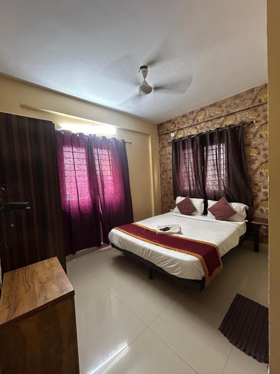 Hotel Prakrathi Residency Bangalore Exterior foto